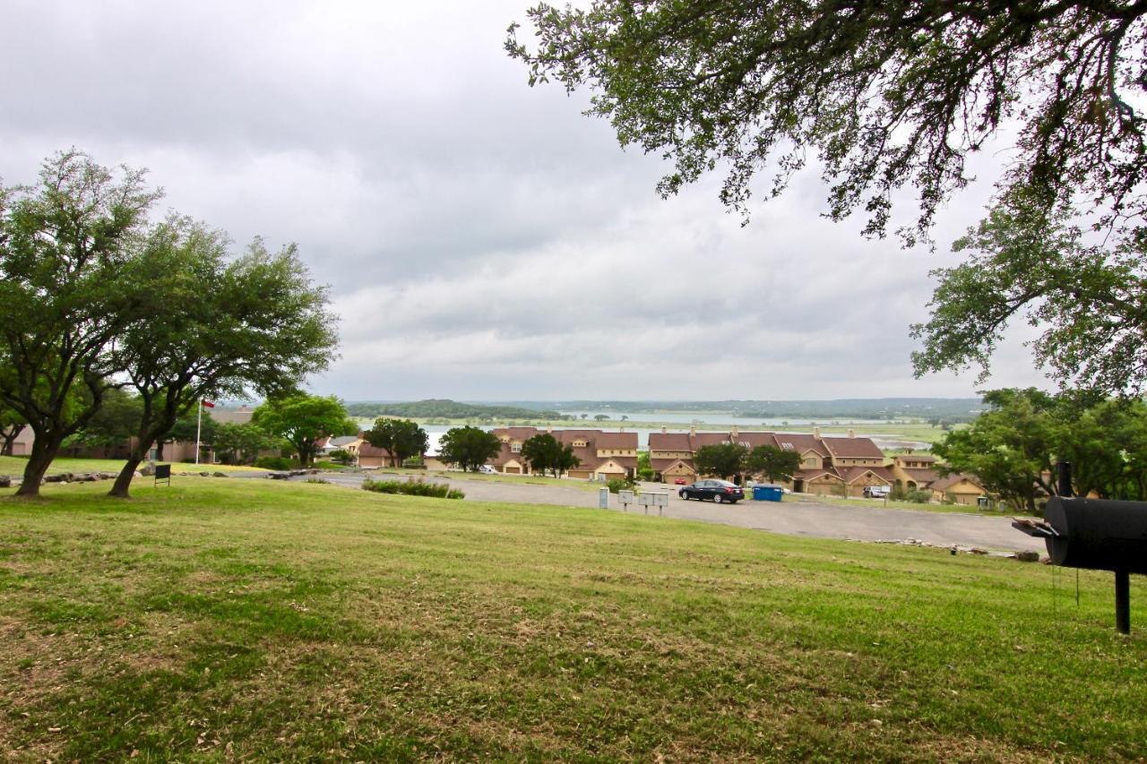 Sierra Bella Apartment Canyon Lake Exterior photo